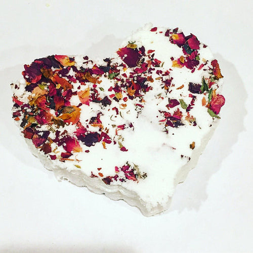 Rose Heart Bath Bomb – Organic Valentine's Gift with Rose Petals
